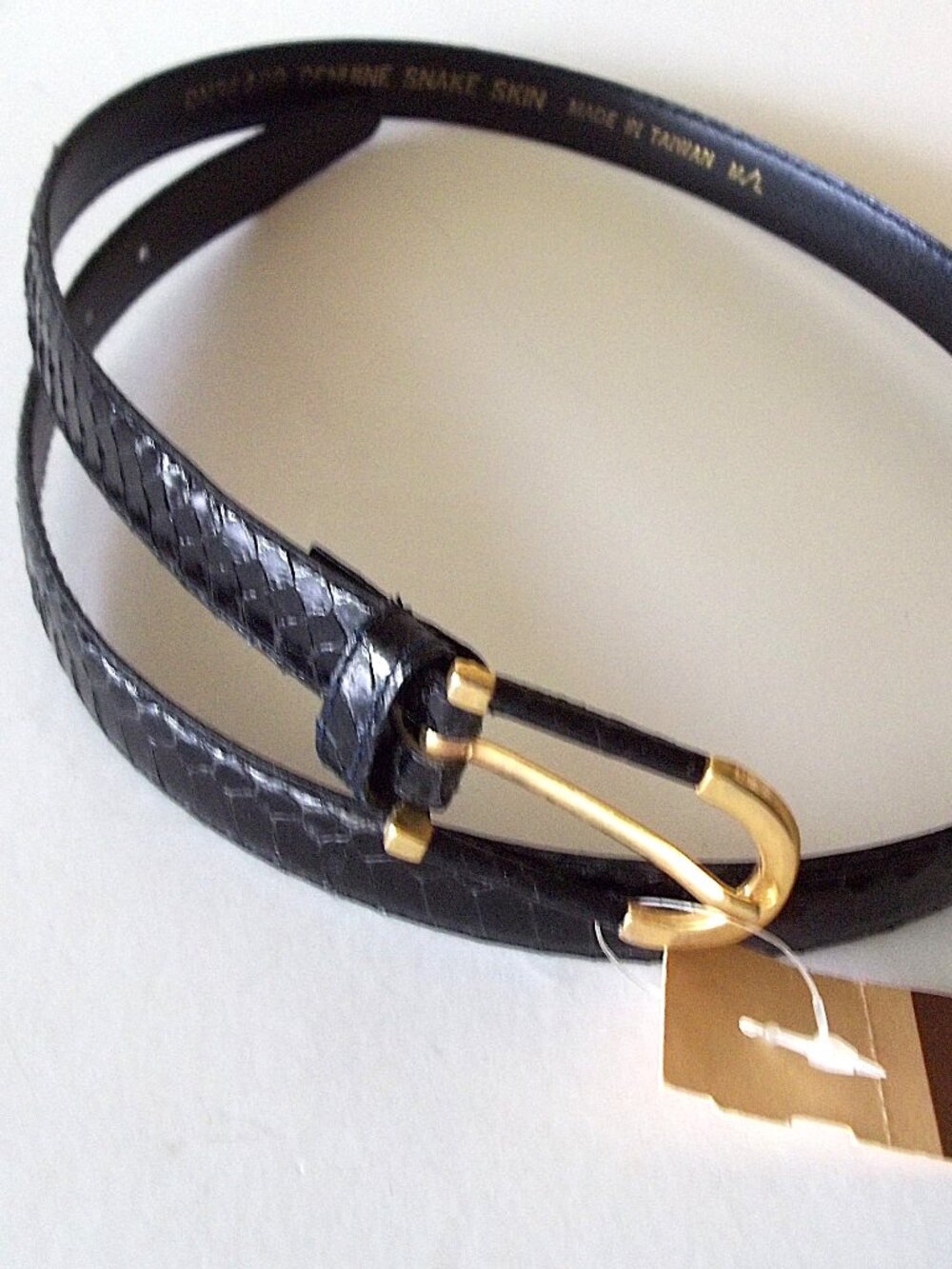 Vintage Genuine Snake Skin Ladies Skinny Belt, Black, M/L Taiwan, NWT
